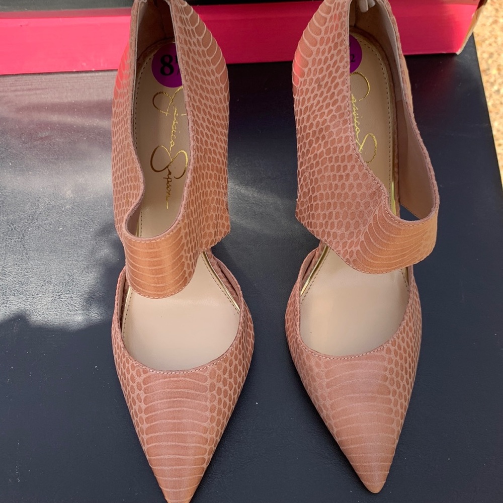 Blush Jessica Simpson heels